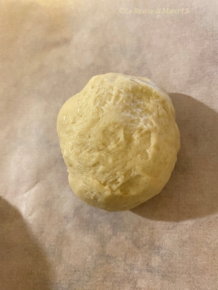 Snelle focaccia in de pan deeg