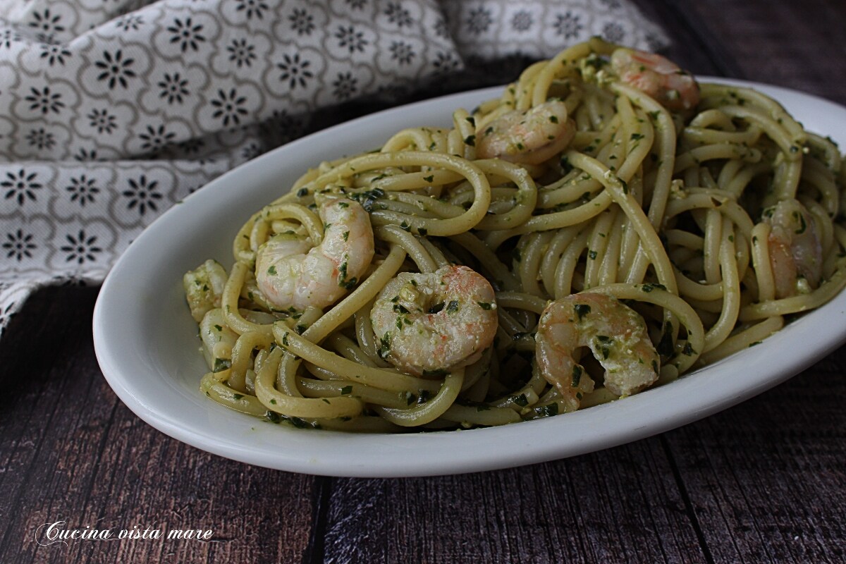 Spaghetti pesto en garnalen
