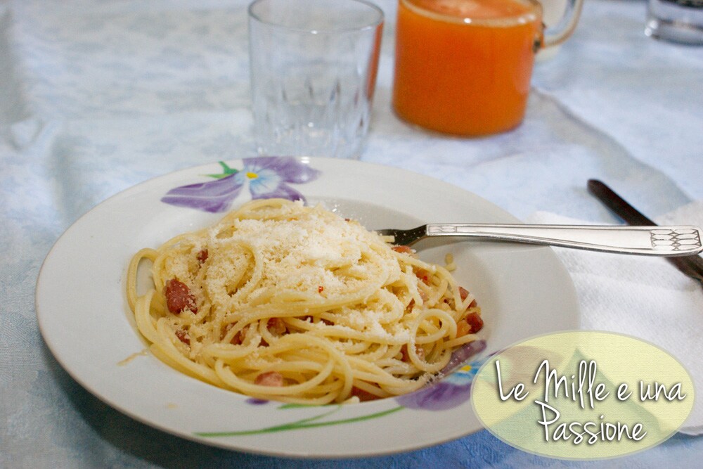 Snelle spaghetti met spek en bieslook