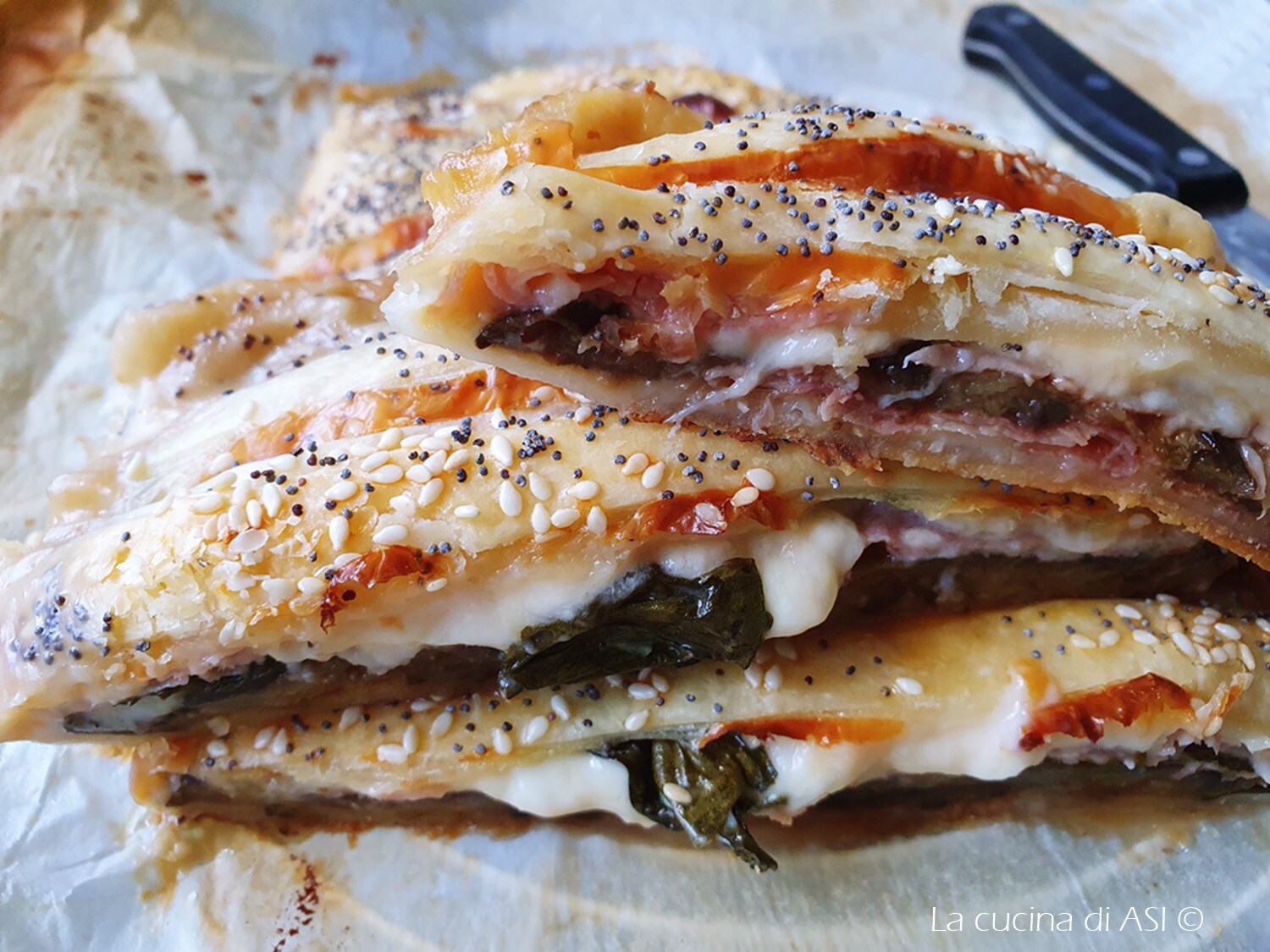 STRUDEL GEVULD MET AUBERGINE