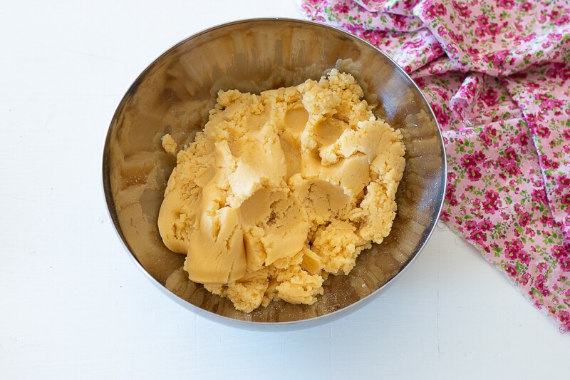ONWEERSTAANBARE APPEL EN AMARETTI TAART