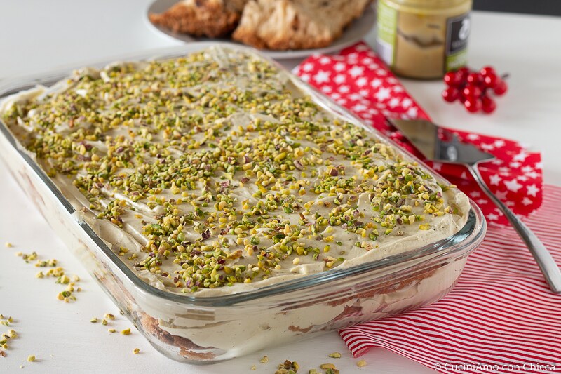 TIRAMISU’ MET PANETTONE EN PISTACHECREME onweerstaanbaar smakelijk dessert