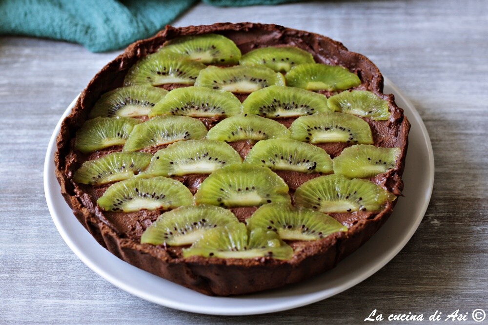 Taart met kiwi en chocolade