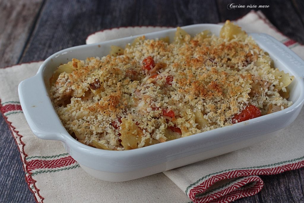 Tonijnpasta uit de oven Keuken met zeezicht