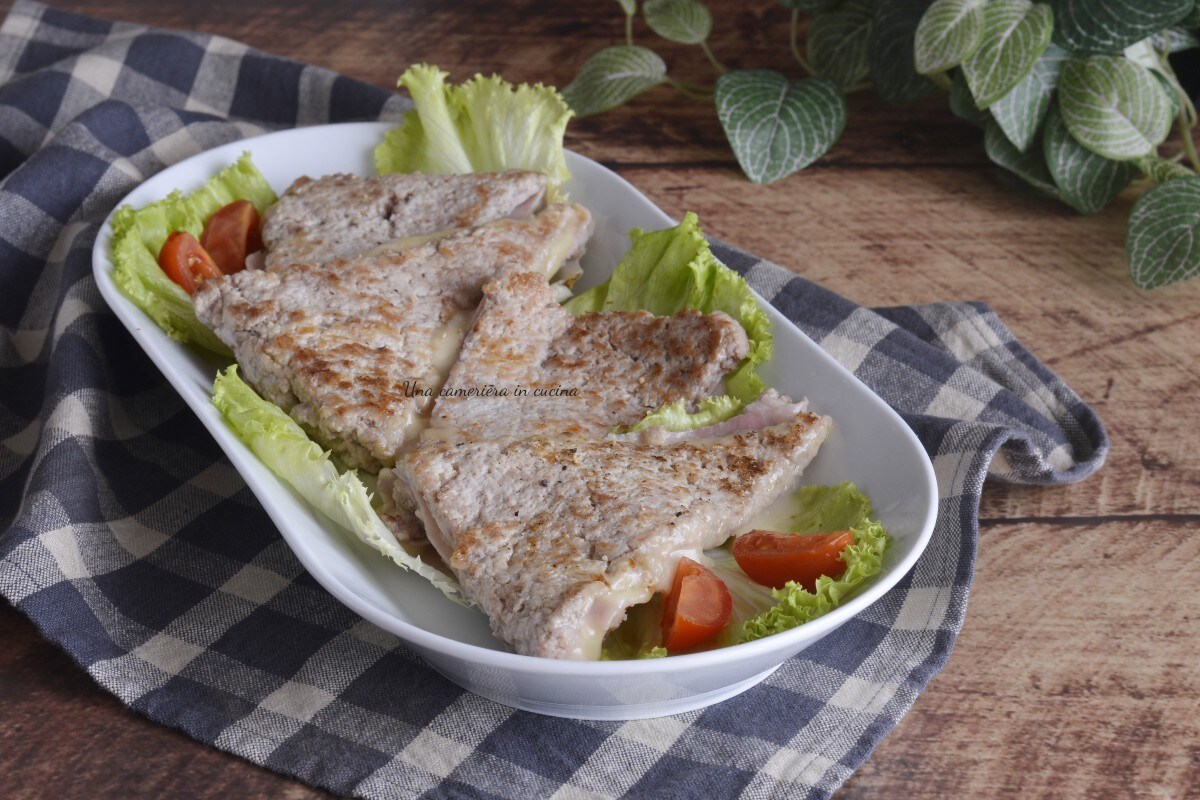 Vleessandwiches met ham en kaas