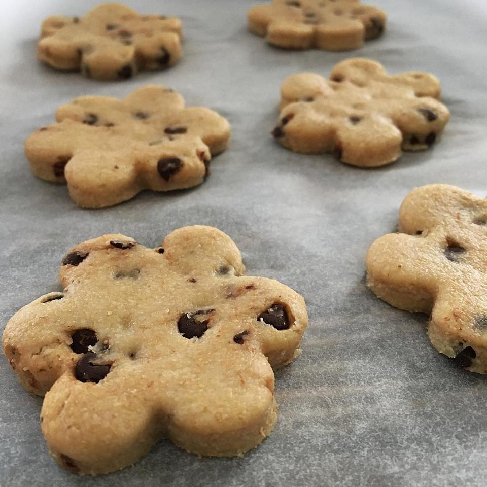 Volkoren koekjes zonder suiker met pure chocolade [cookies] leccarda