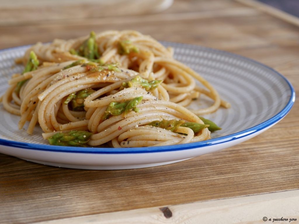 Volkorenpasta met wilde asperges