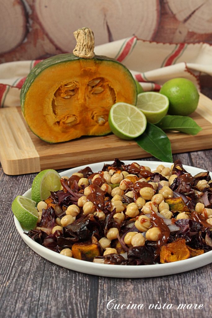 Winterse salade Keuken met zeezicht