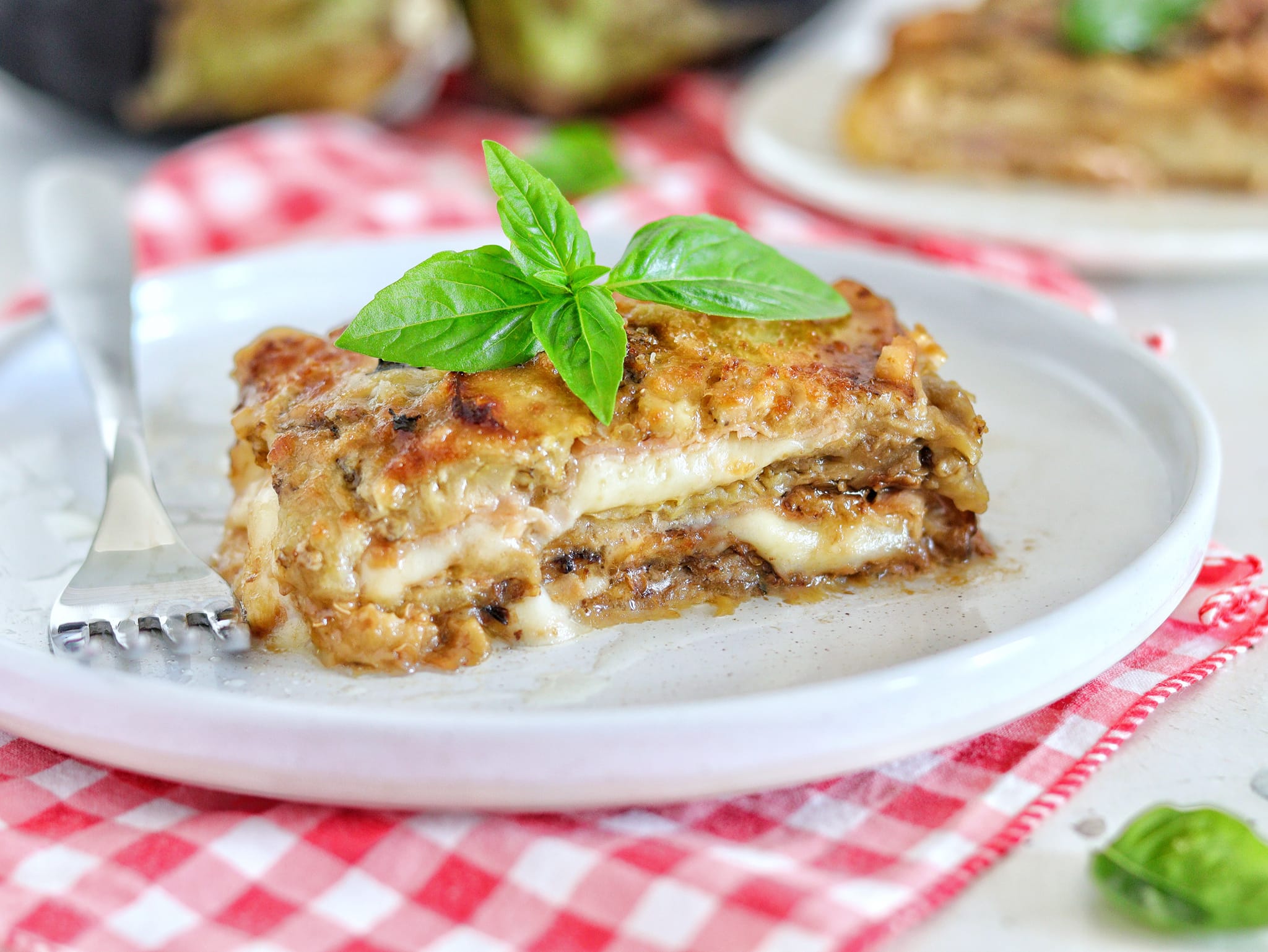 Witte aubergine parmigiana