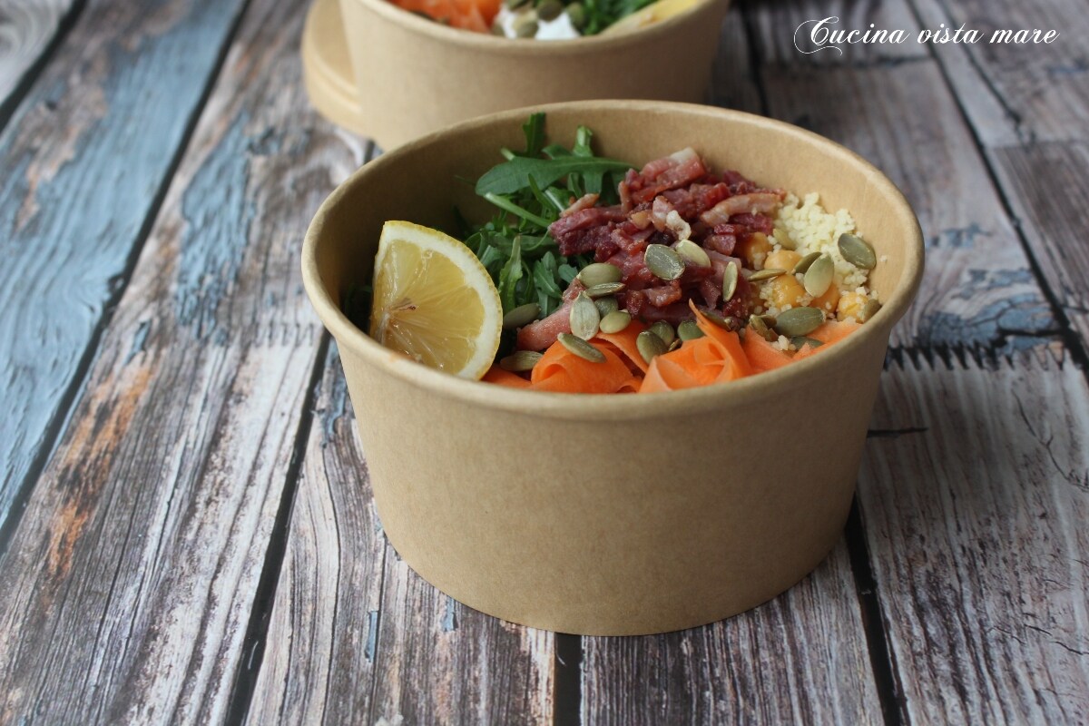 Wortelsalade met kikkererwten en couscous