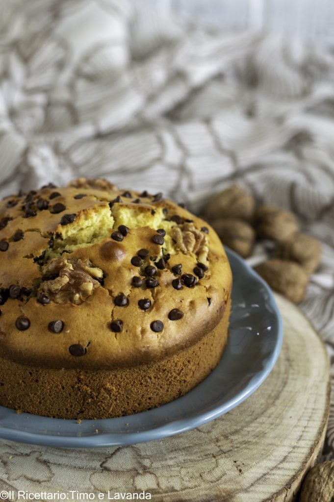 YOGHURTTAART MET WALNOTEN EN CHOCOLADE