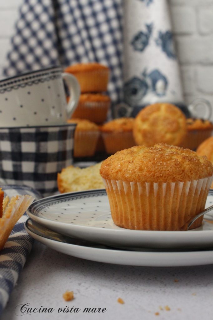 Zachte muffolini Keuken met uitzicht op zee