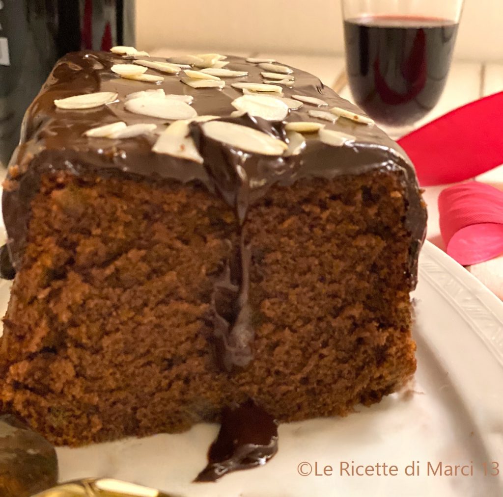 Zeer zachte plumcake met rode wijn