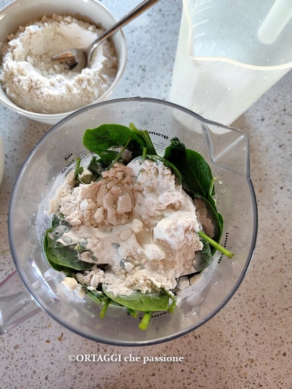 voeg de resterende melk en bloem toe