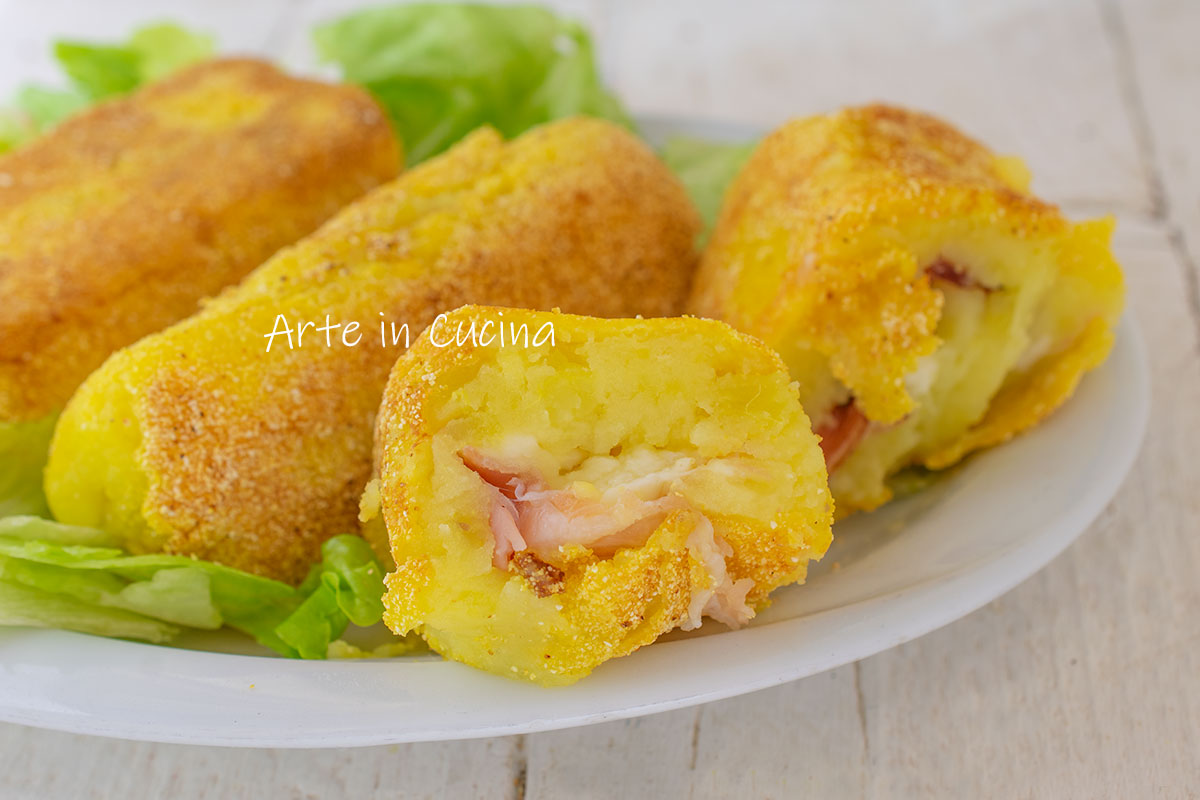 Aardappelcannoli met mozzarella en speck