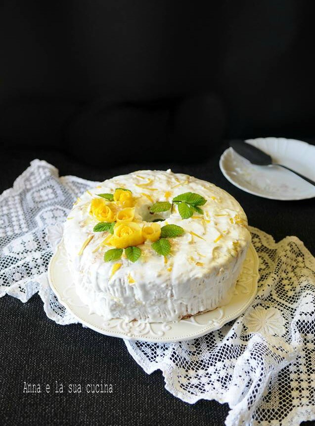 Chiffon cake met citroenglazuur
