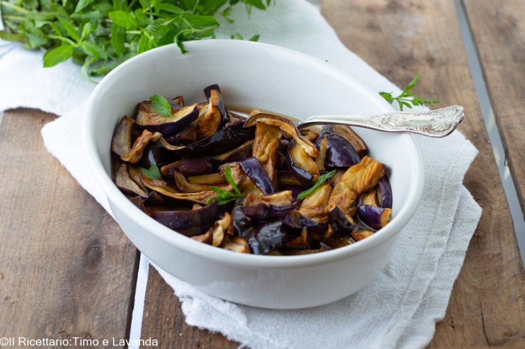 Aubergines in carpione
