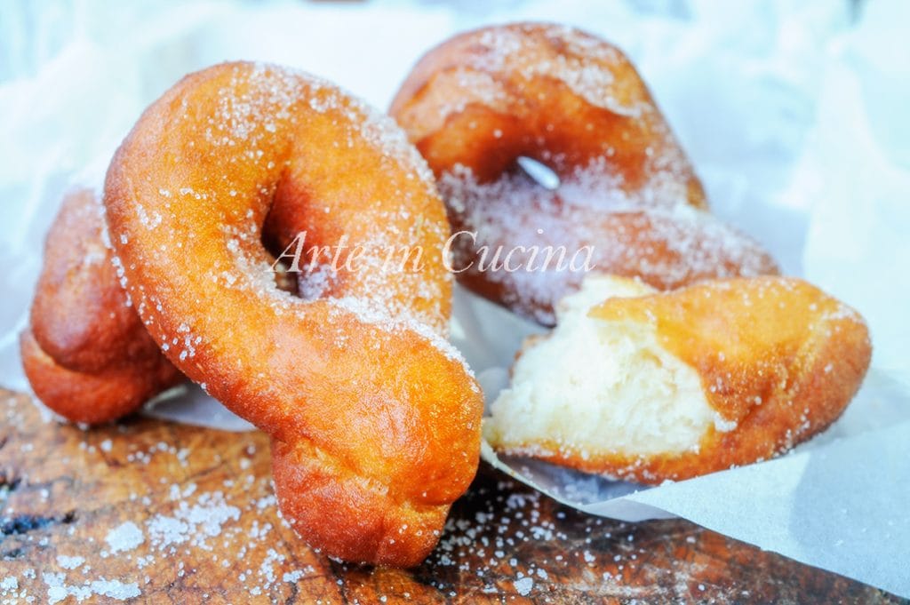 Bertoldo frittelle zoete gefrituurde lekkernijen eenvoudig recept vickyart kunst in de keuken