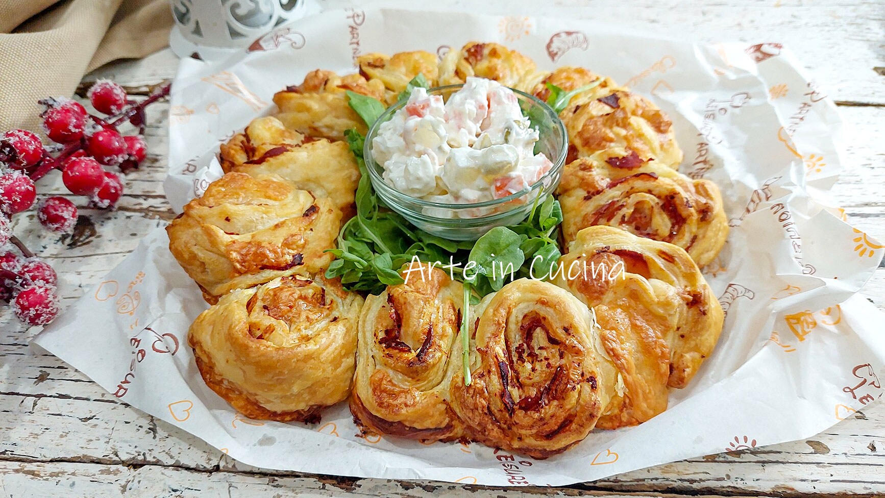 BLADERDEEG KRANS MET HAM en mozzarella