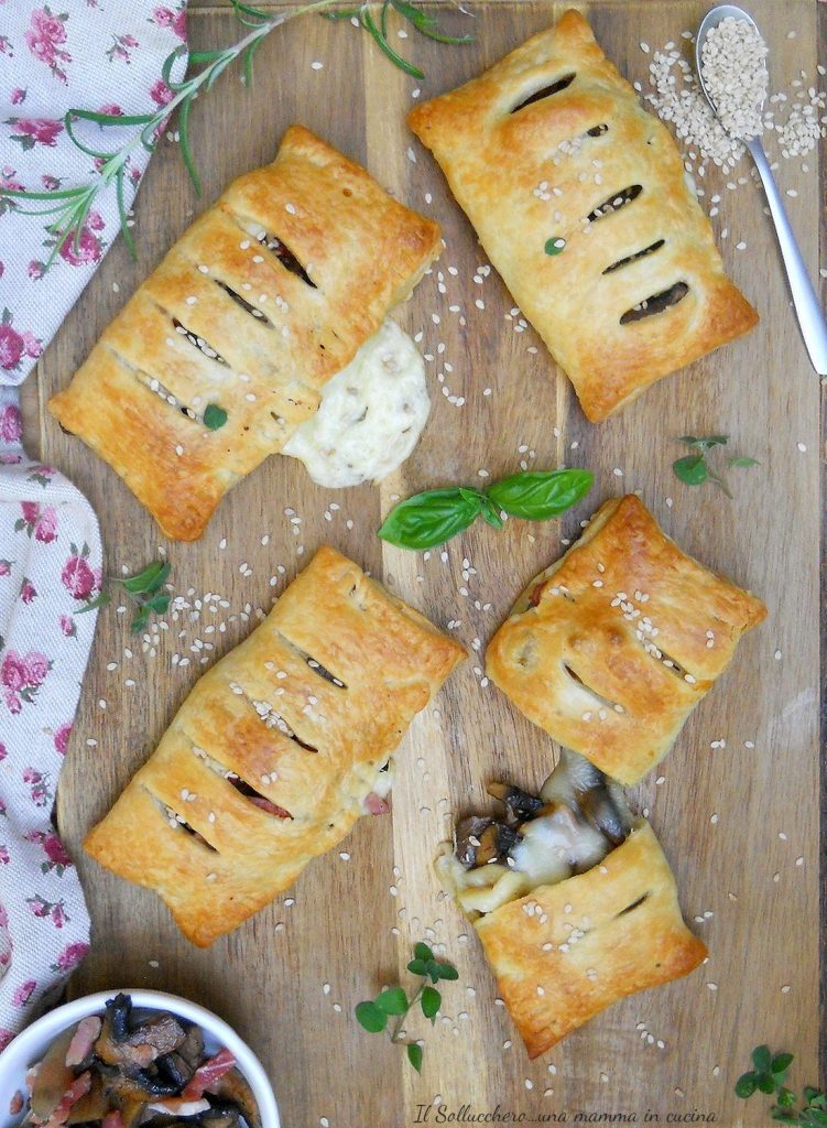 bladerdeeghapjes met champignons vert