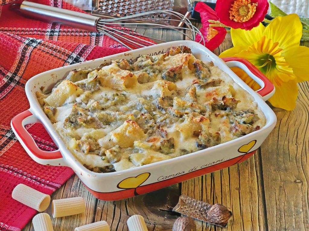 Pasta uit de oven met artisjokken