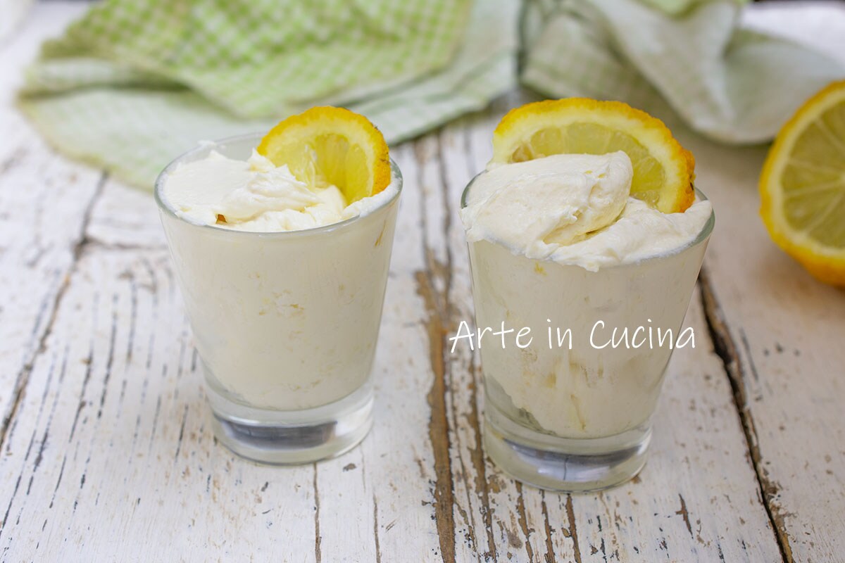 MOUSSE met CITROEN en mascarpone