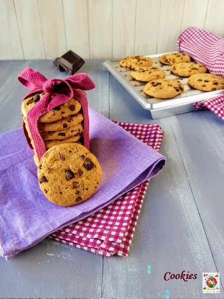 cookies-recept-Amerikaanse-koekjes-presentatie-verticaal