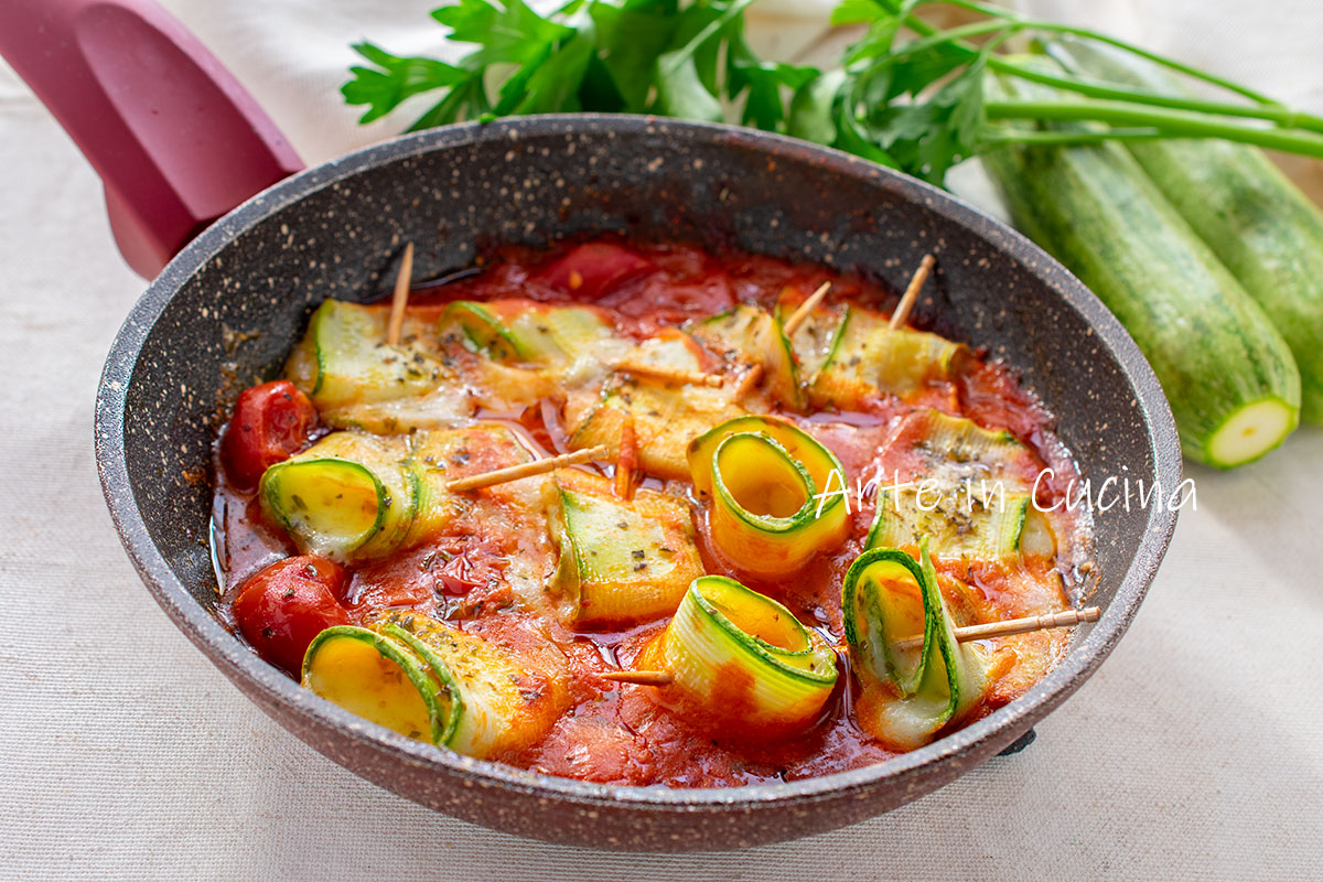 Courgetterolletjes alla pizzaiola