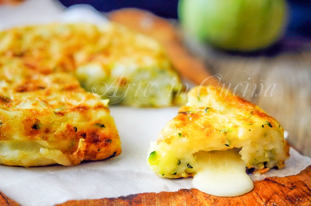 Courgetteomelet zonder eieren in de koekenpan vickyart arte in cucina