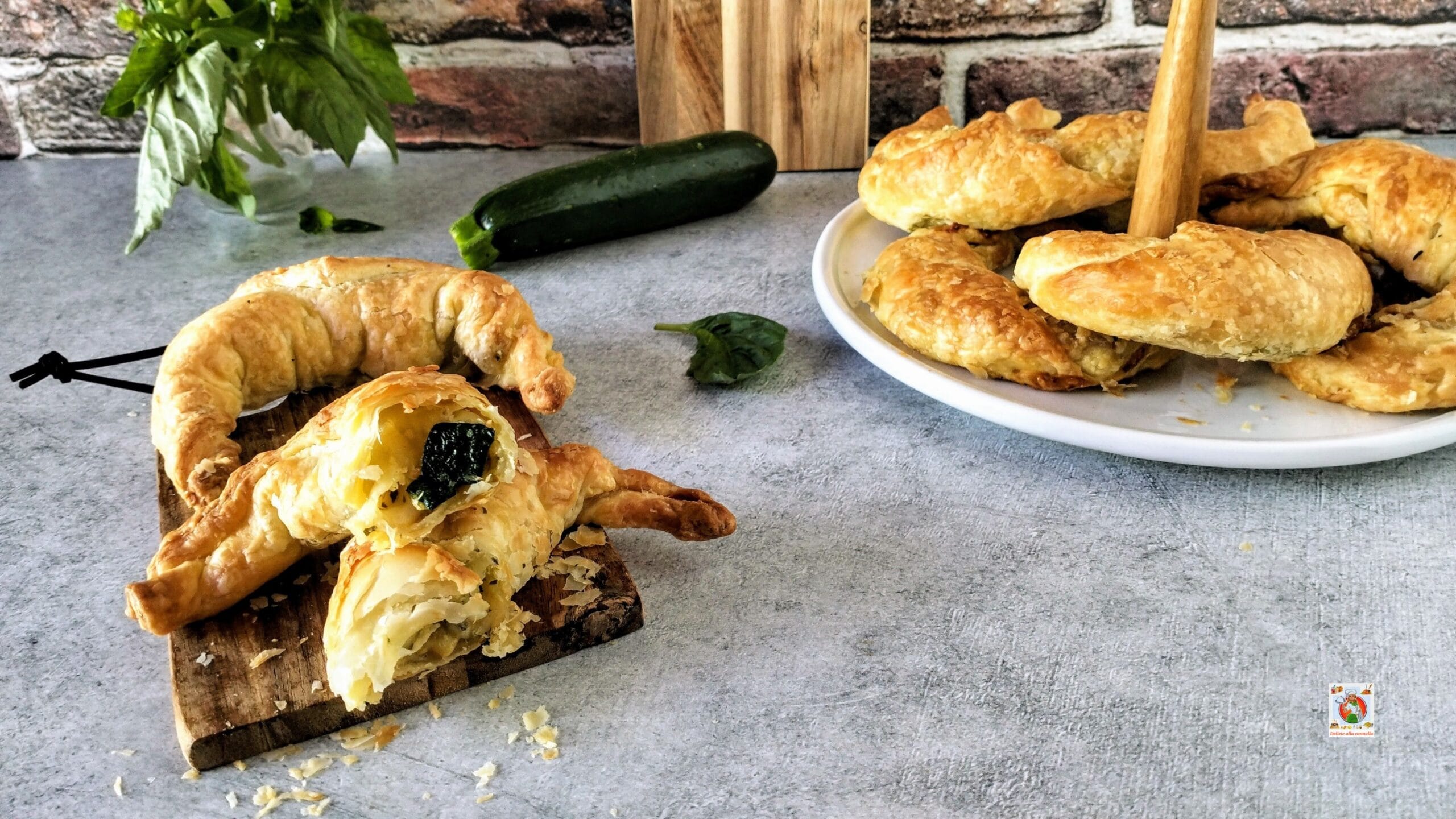 Croissant met courgette en provola: bladerdeeg hapjes met een intrigerende smaak