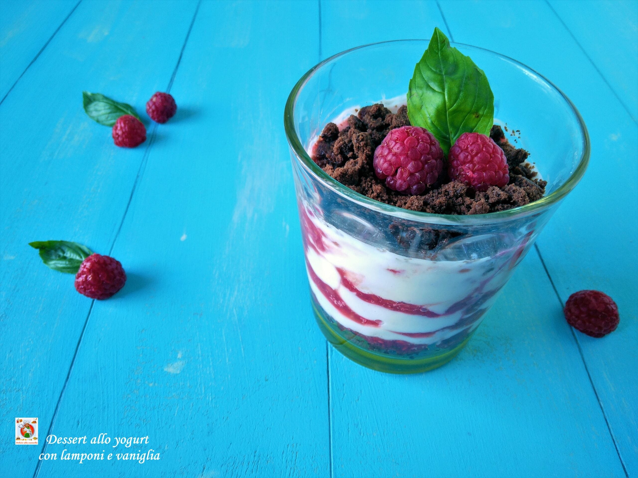 Yoghurtdessert met frambozen en vanille