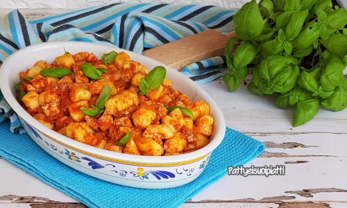 Aardappelgnocchi met zwaardvissaus
