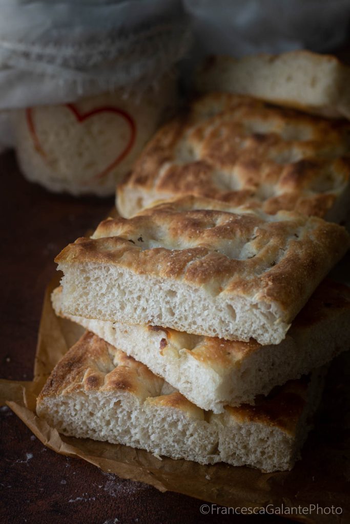 Witte focaccia met overtollige desem