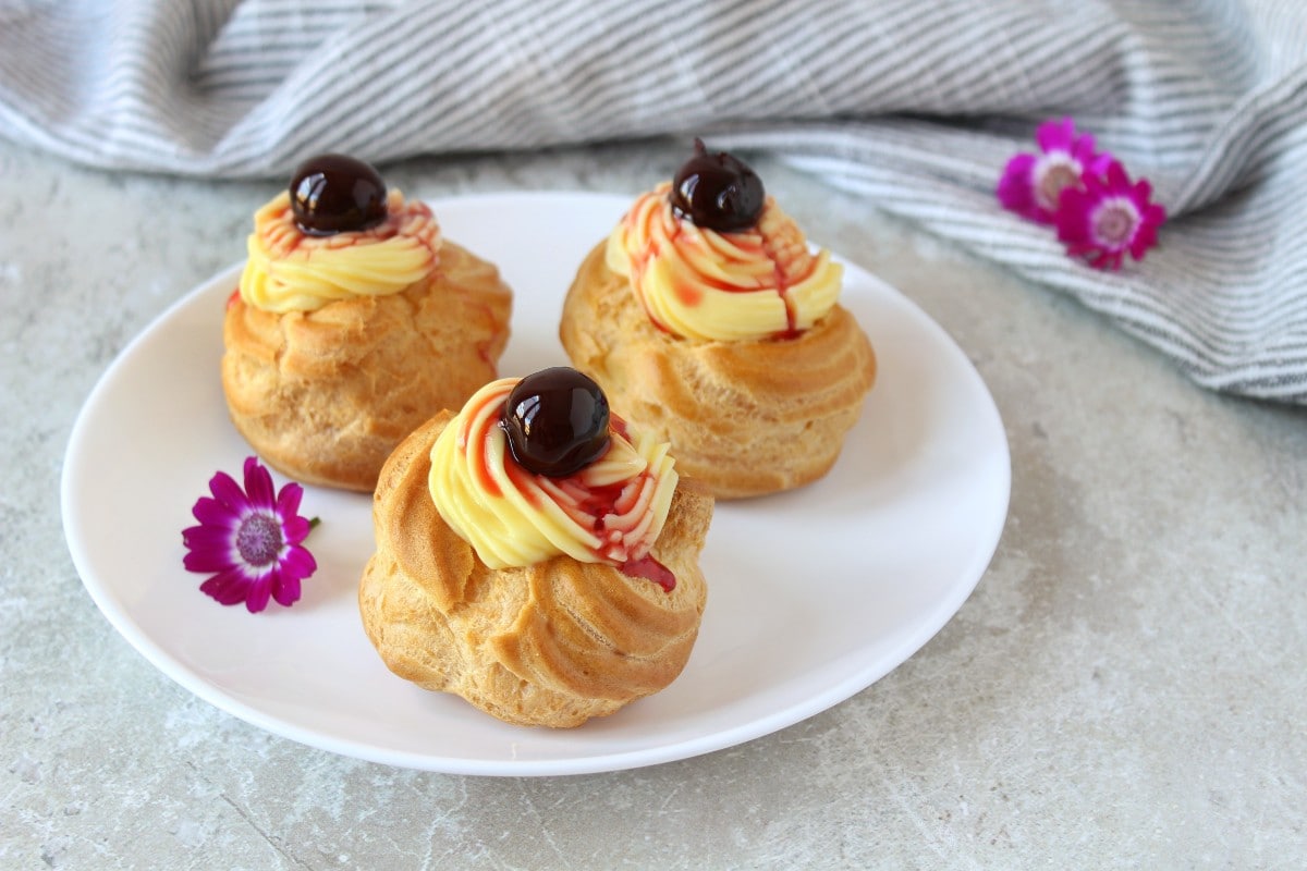 GEBAKKEN ZEPPOLE VAN SAN GIUSEPPE