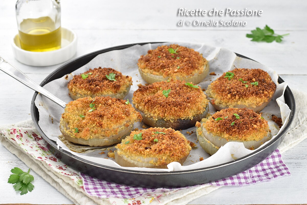 Gegratineerde uien uit de oven nog lekkerder