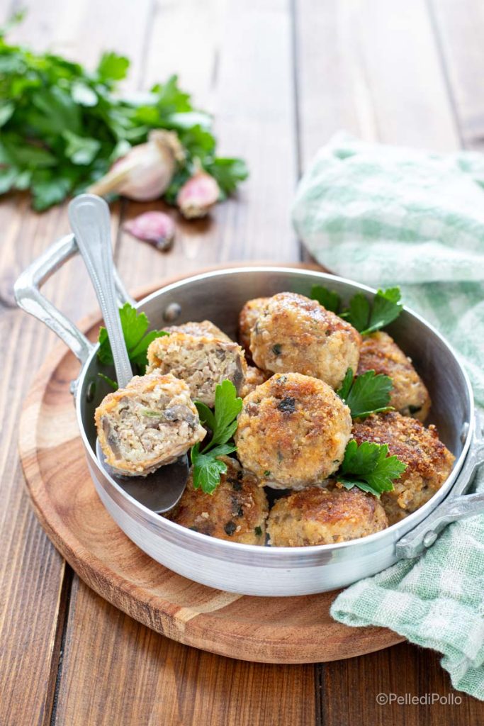 gehaktballetjes met gehakt en champignons