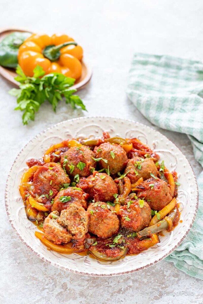 gehaktballetjes met paprika's