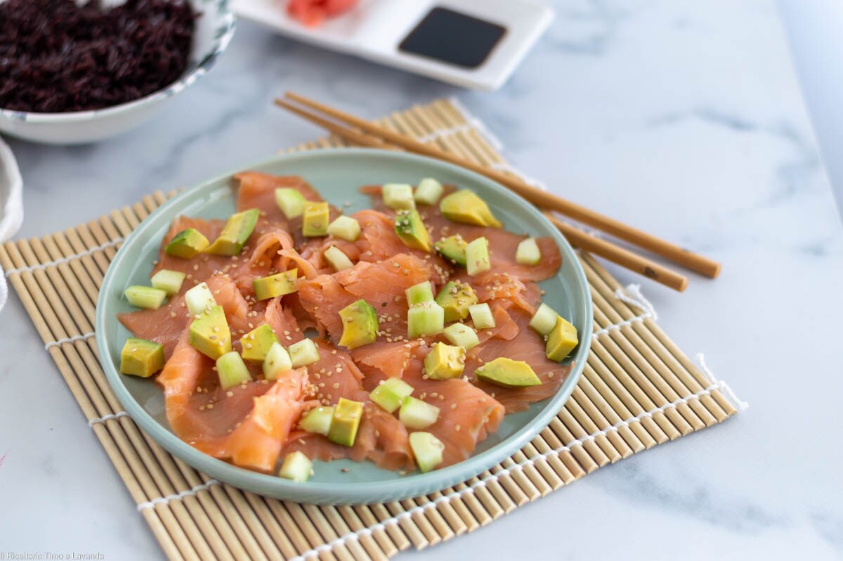 Gemarineerde zalm carpaccio met avocado
