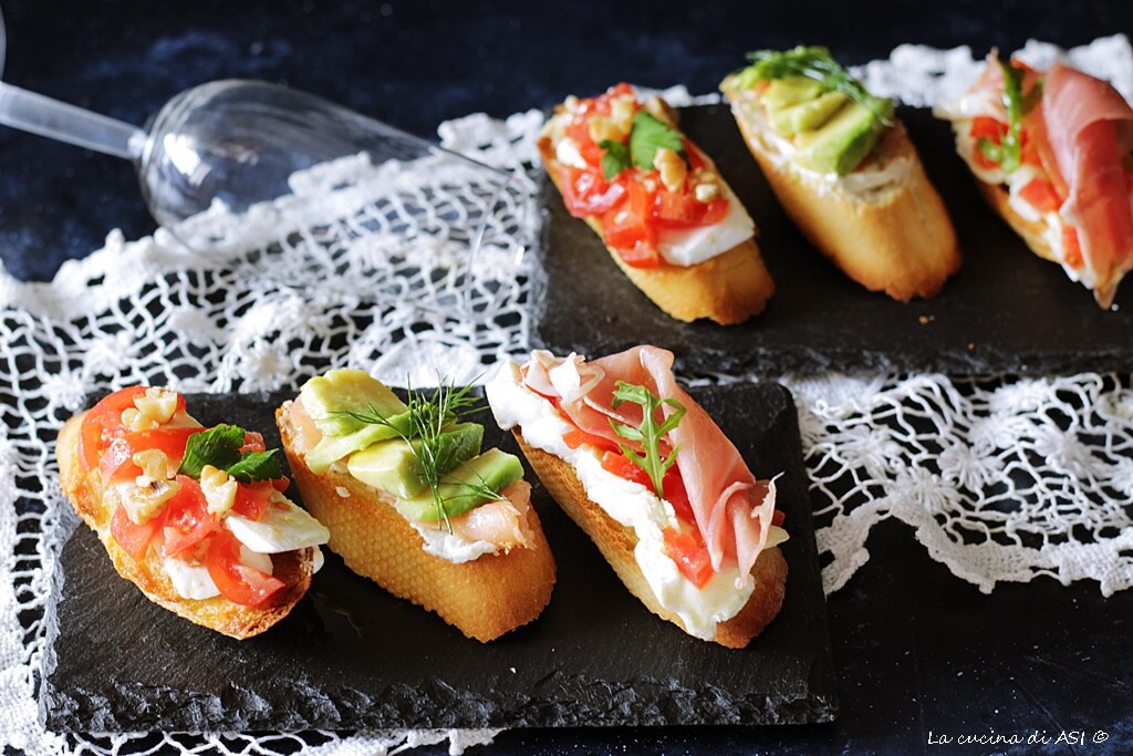Gemengde tartines voor voorgerecht