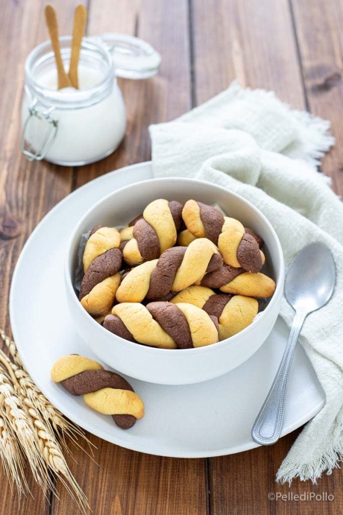 tweekleurige koekjes wit en zwart