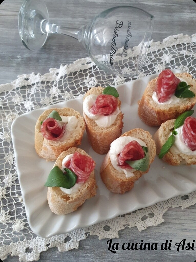 Gevulde baguettekommetjes recept voor een heerlijke aperitief