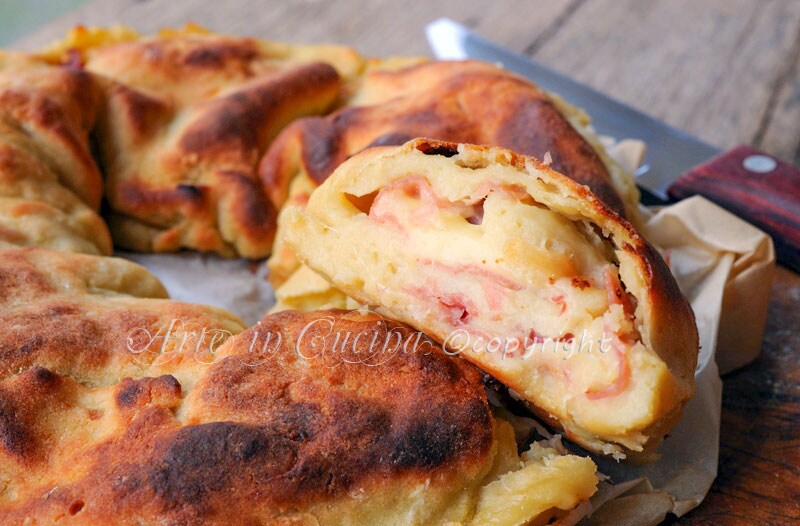 HARTIGE AARDAPPEL KRANS met ham en provolone