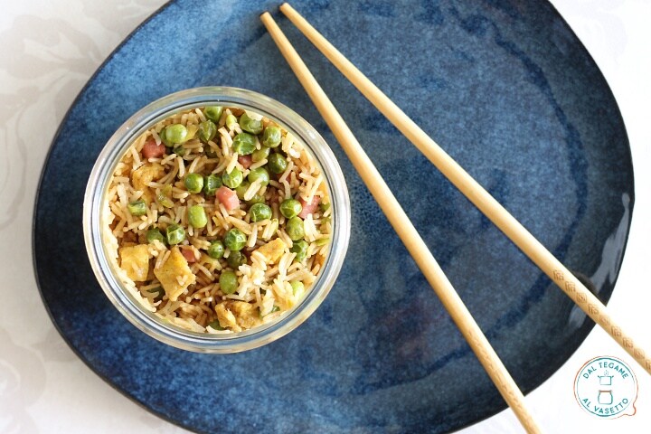 Cantonese rijst in potkoken