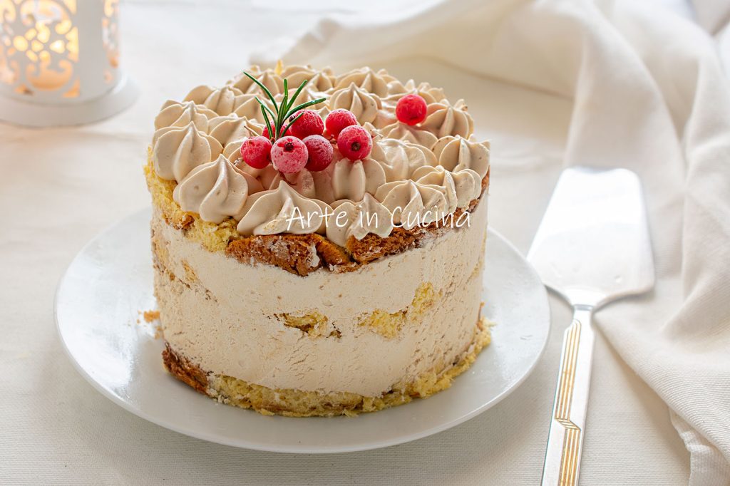 Kerst tiramisu taart met pandoro