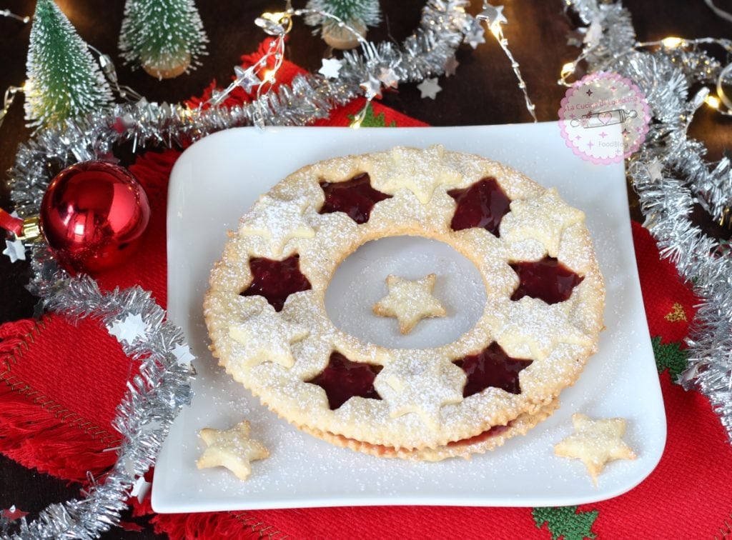 kerstkrans van zanddeeg