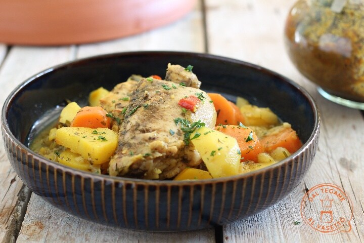 kip met aardappelen wortels en Marokkaanse kruiden zonder de tajine