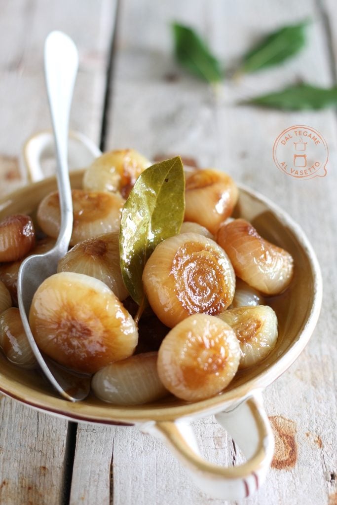 kleine uien gekookt in zoetzuur met de instant pot