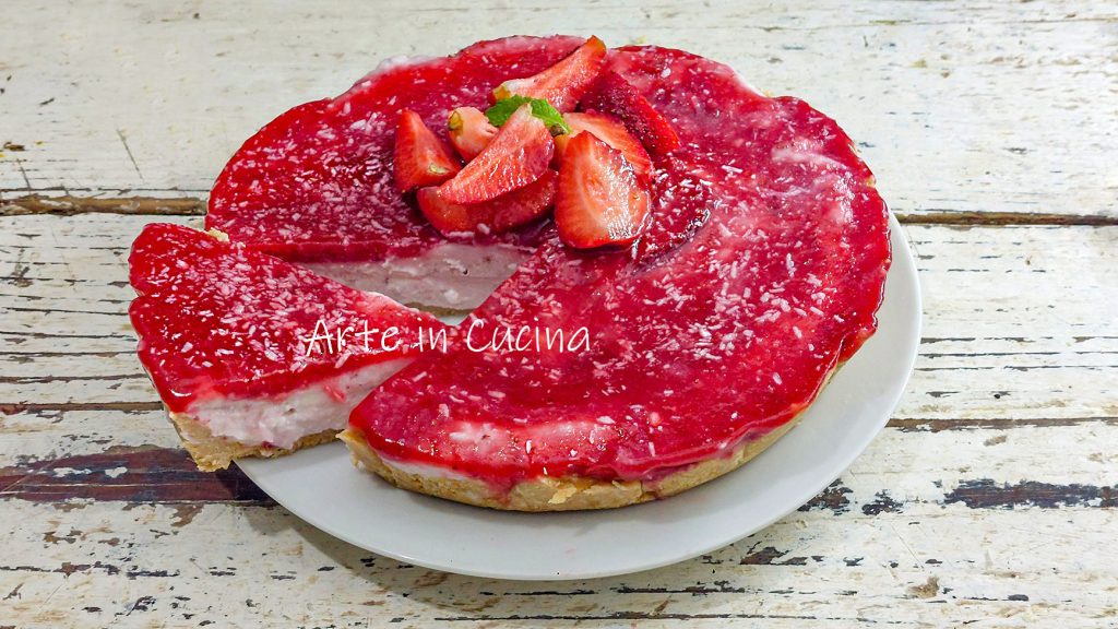 KOUDE RICOTTA EN AARDBEIENTAART