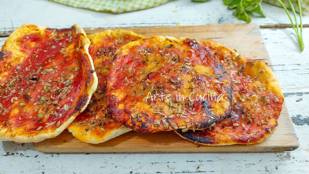 KROKANTE PIZZETTI in 5 MINUTEN in heteluchtfriteuse
