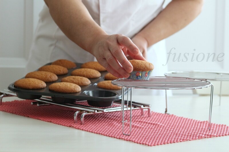 hoe de cupcakes te maken met het basrecept, stap voor stap afbeeldingen en uitleg